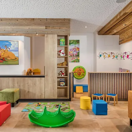 Modern Flat In A Great Location On The Hochkoenig *